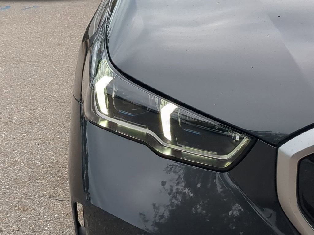 New 2026 BMW 530i w/ Premium Package image 10