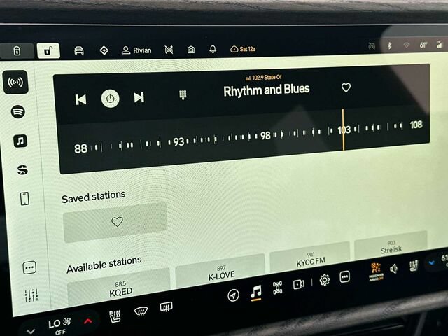 Used 2022 Rivian R1T Adventure AWD/4WD image 21