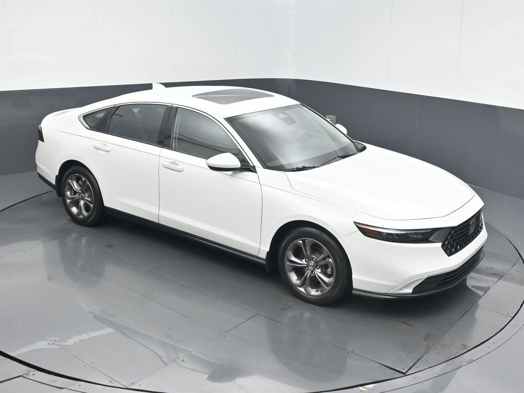 Certified 2024 Honda Accord EX image 27