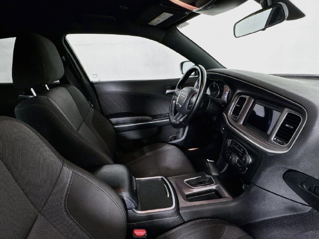 Used 2022 Dodge Charger SXT RWD image 26