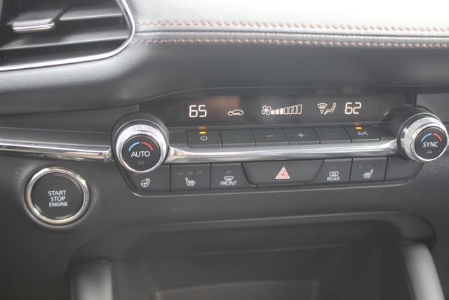 Used 2022 MAZDA MAZDA3 s image 7