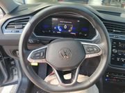 Used 2022 Volkswagen Tiguan SE image 13