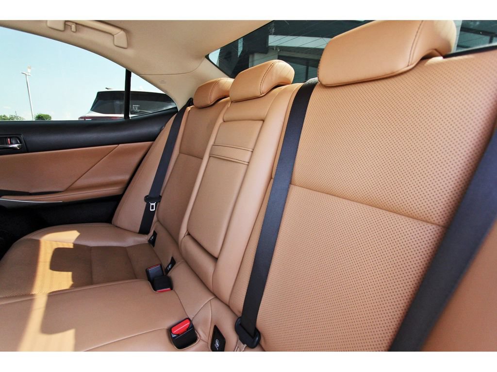 Used 2016 Lexus IS 300 AWD w/ Premium Package image 31