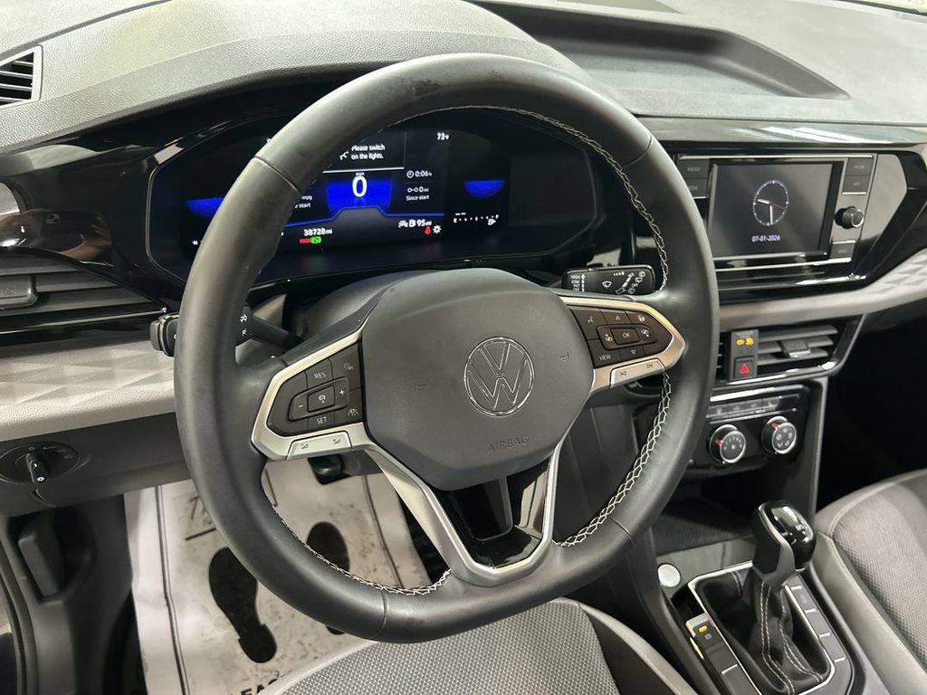 Used 2023 Volkswagen Taos S w/ Driver Assistance Package AWD/4WD image 4