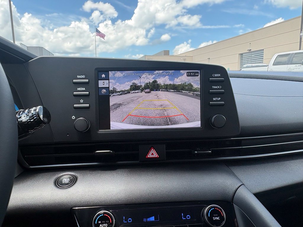 New 2026 Hyundai Elantra SEL Sport FWD image 17