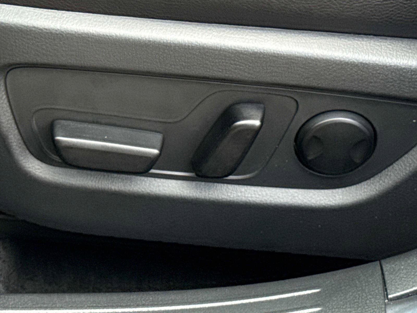 Certified 2025 MAZDA CX-50 2.5 Hybrid w/ Weather Package AWD/4WD image 20