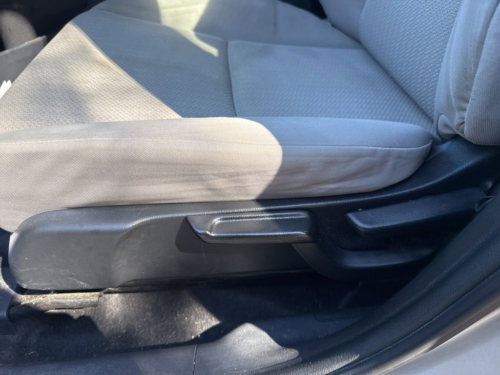 Used 2016 Honda HR-V LX image 11