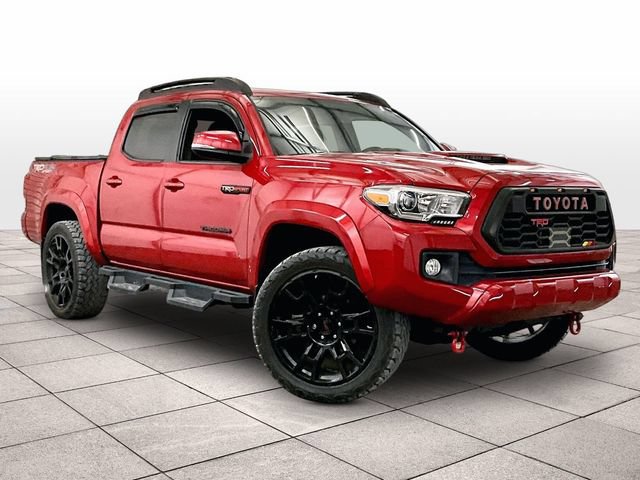 Used 2017 Toyota Tacoma TRD Sport w/ Tow Package AWD/4WD image 2