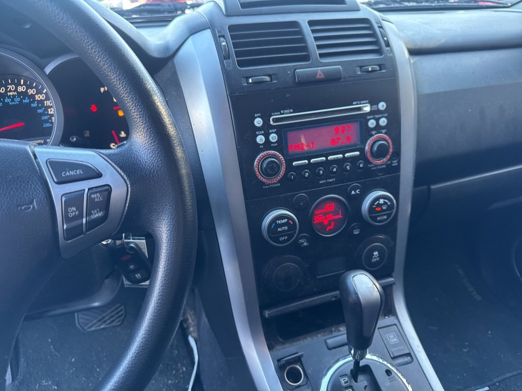 Used 2012 Suzuki Grand Vitara Premium image 11