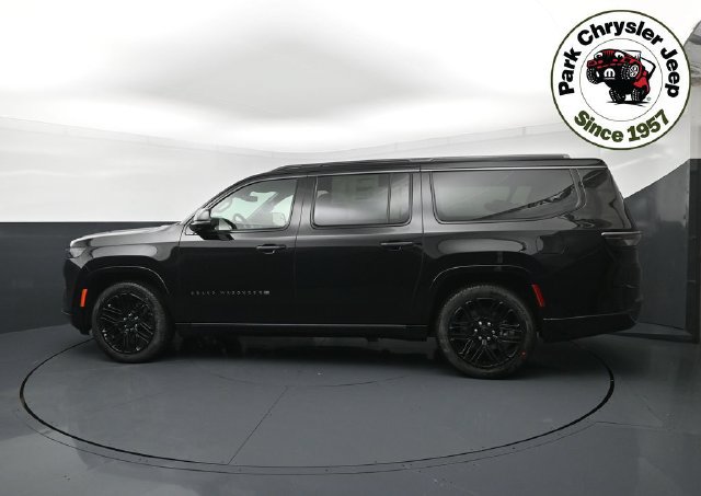 New 2026 Jeep Grand Wagoneer L Limited AWD/4WD image 3