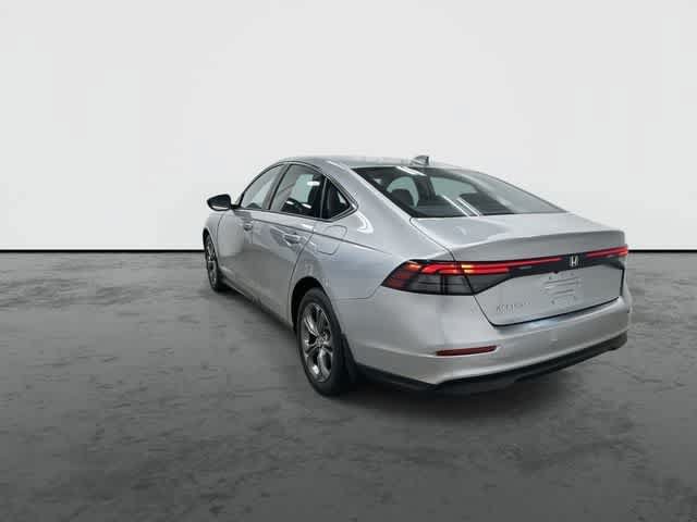 Used 2024 Honda Accord EX image 2