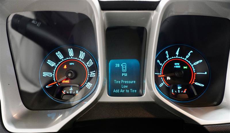 Used 2011 Chevrolet Camaro LT RWD image 12