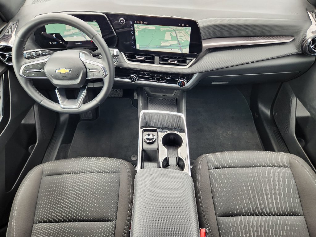 Used 2026 Chevrolet Equinox LT AWD/4WD image 25