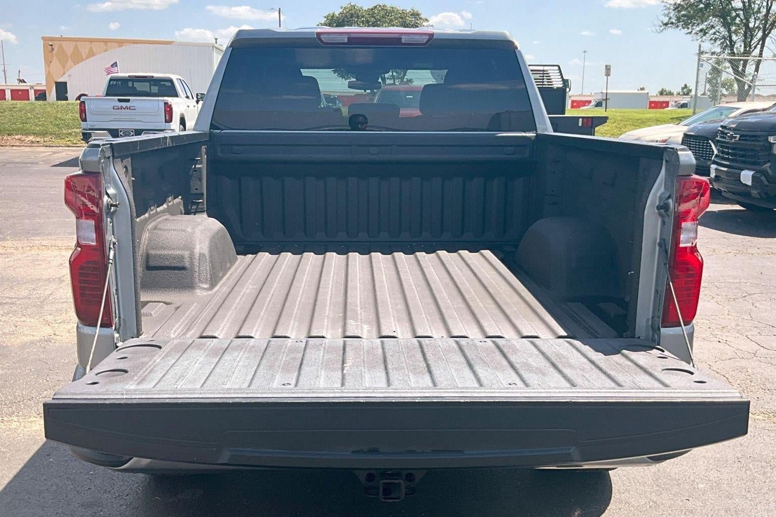 Used 2023 Chevrolet Silverado 1500 Custom AWD/4WD image 4