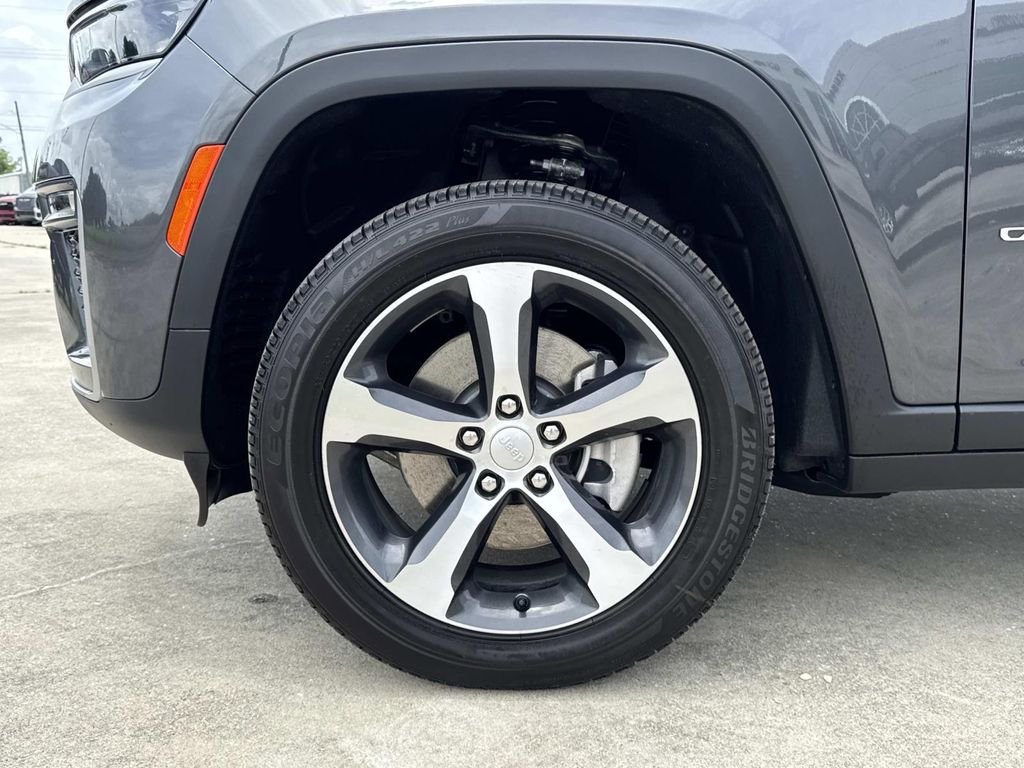 New 2026 Jeep Grand Cherokee L Limited RWD image 5