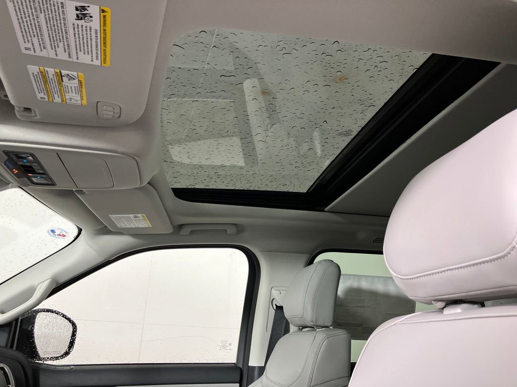 New 2025 Ford Expedition Active image 34