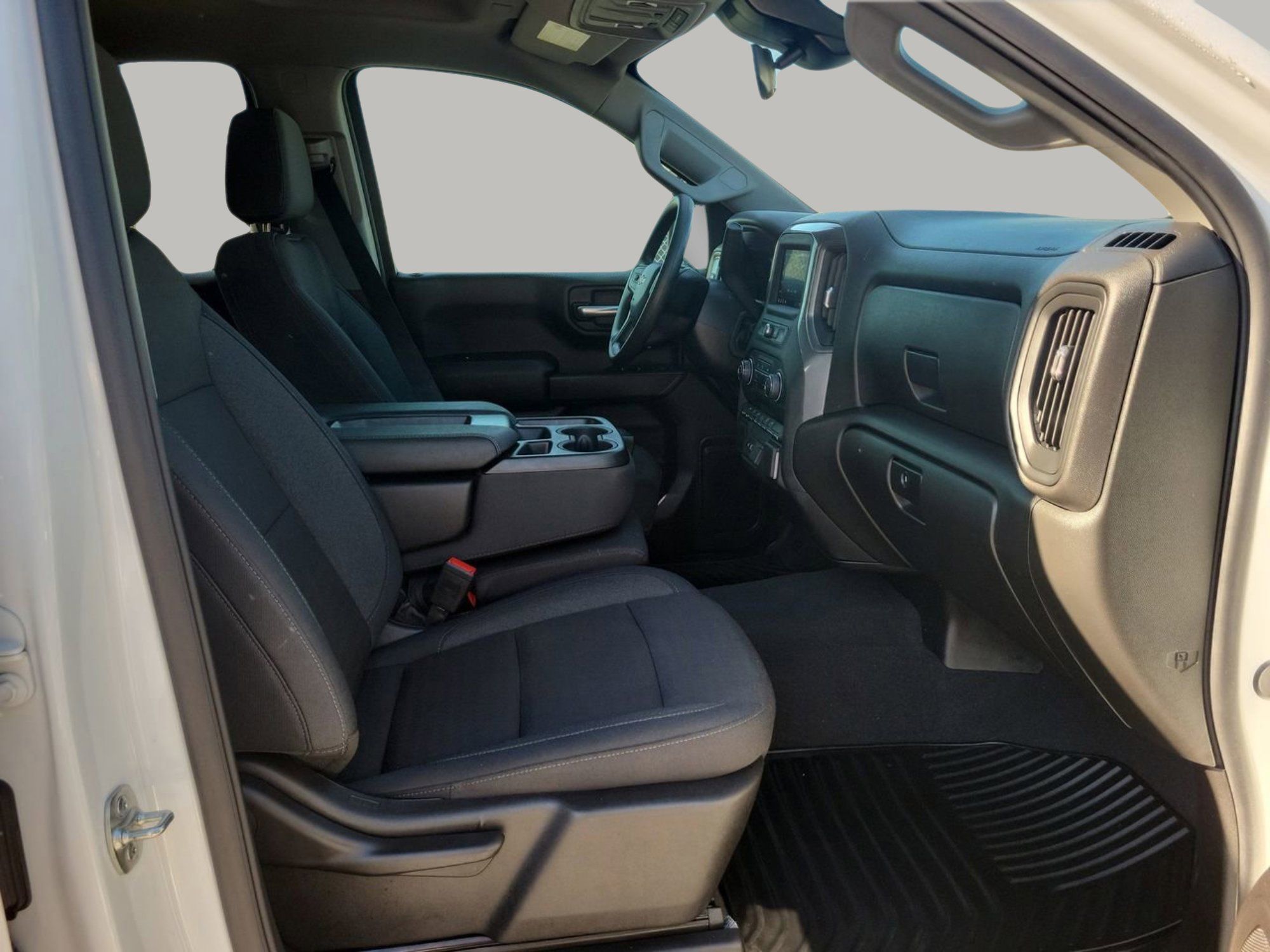 Used 2025 Chevrolet Silverado 1500 Custom image 6