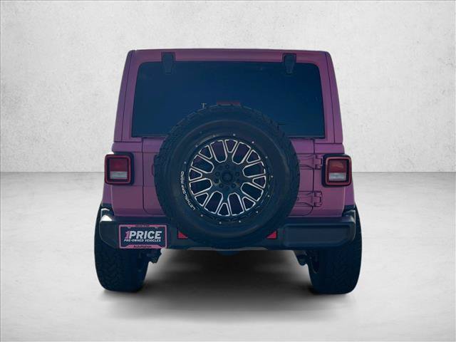 Used 2022 Jeep Wrangler Unlimited Sahara AWD/4WD image 7