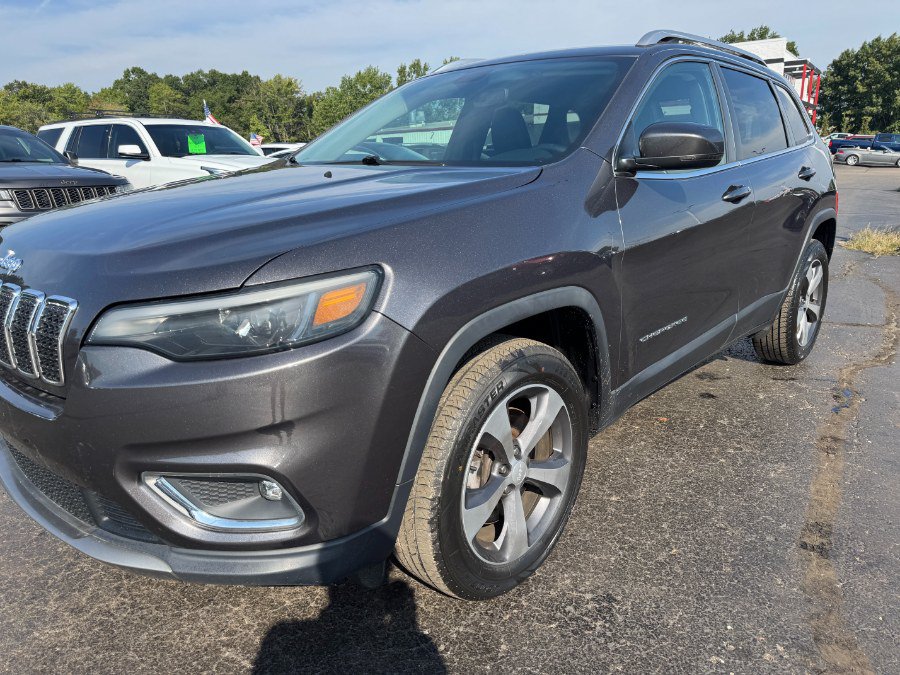 Used 2019 Jeep Cherokee Limited AWD/4WD image 9