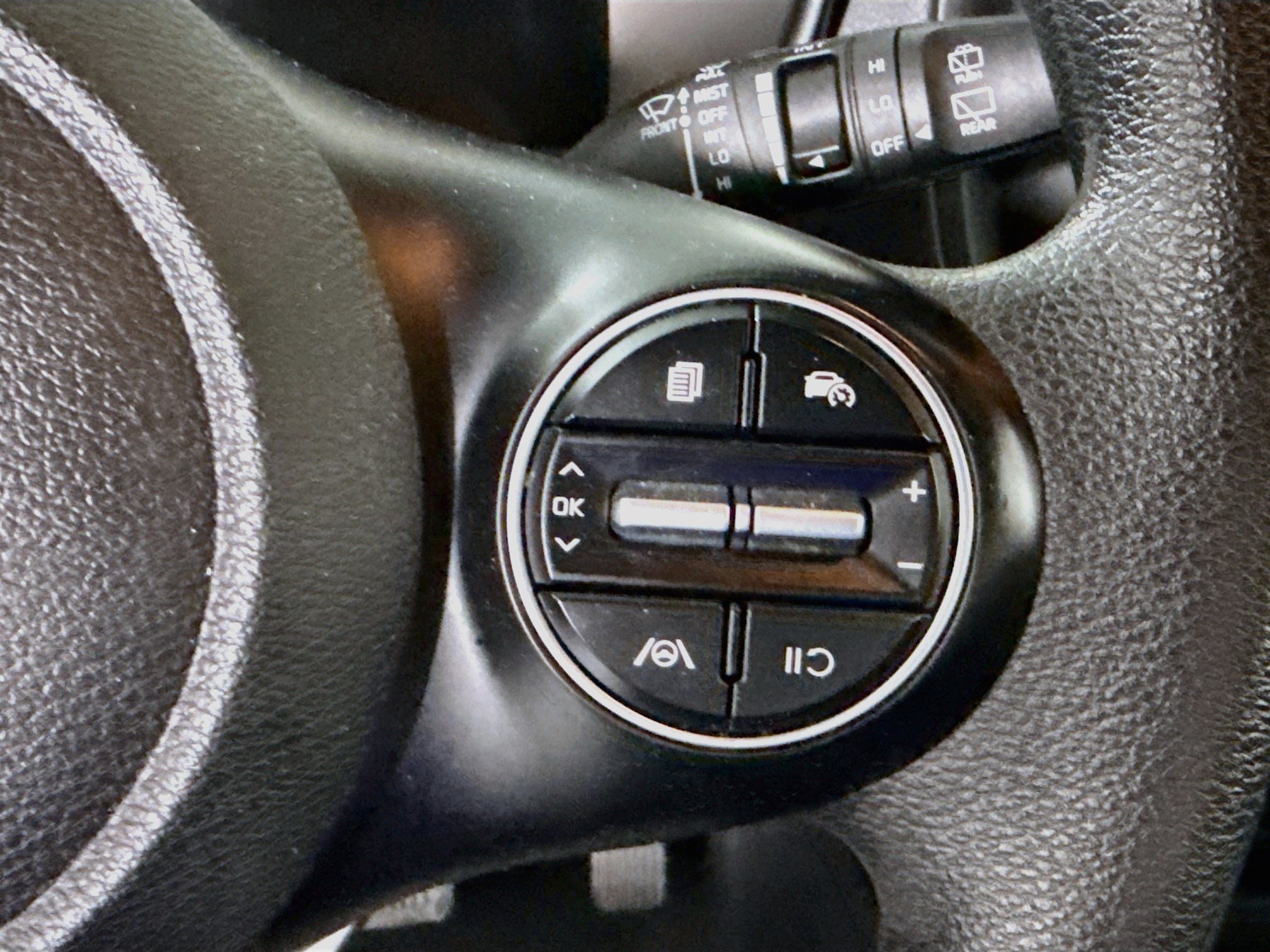 Used 2023 Kia Soul LX w/ LX Technology Package FWD image 15