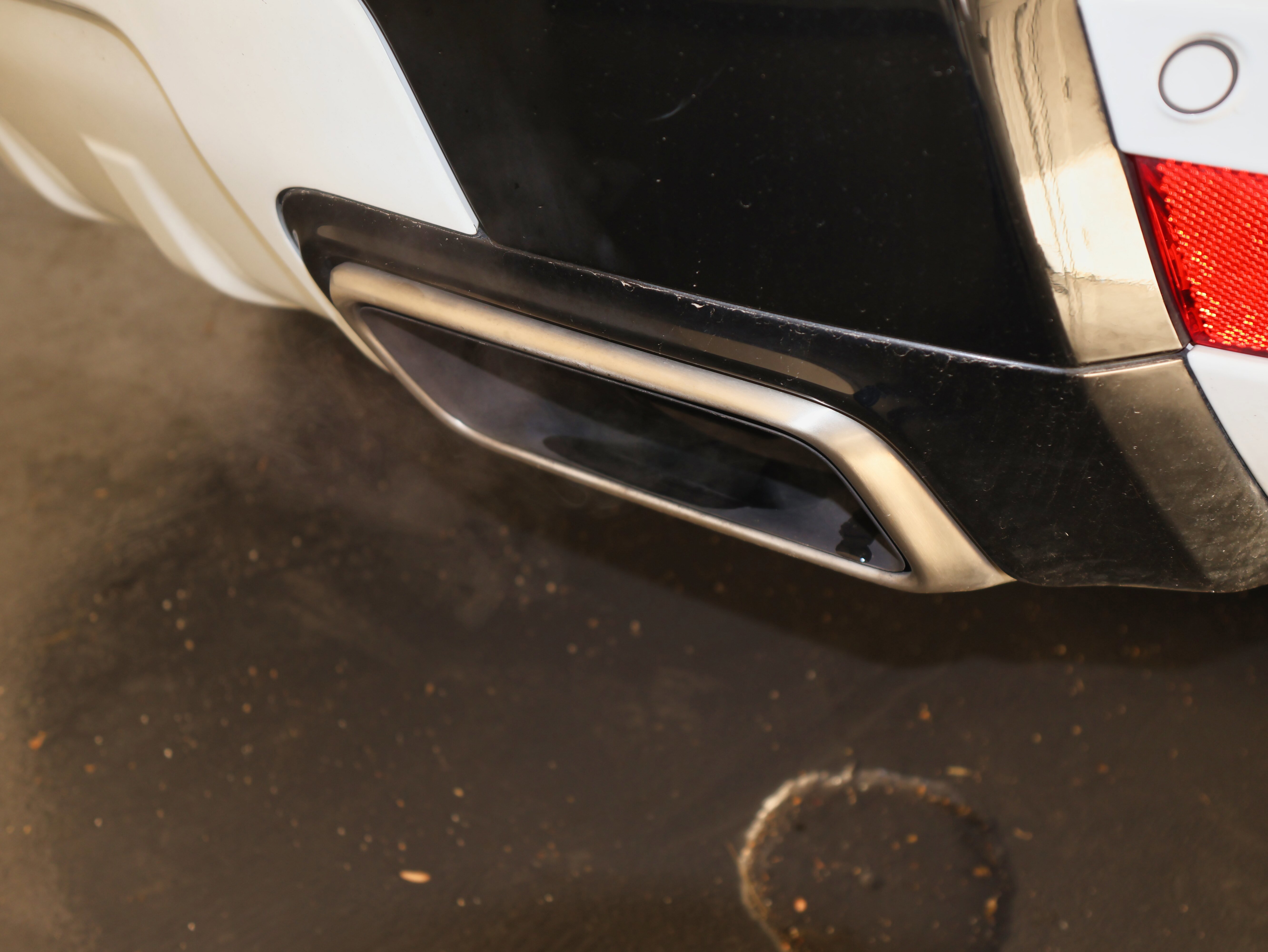 Used 2018 Land Rover Range Rover Sport HSE Dynamic image 50