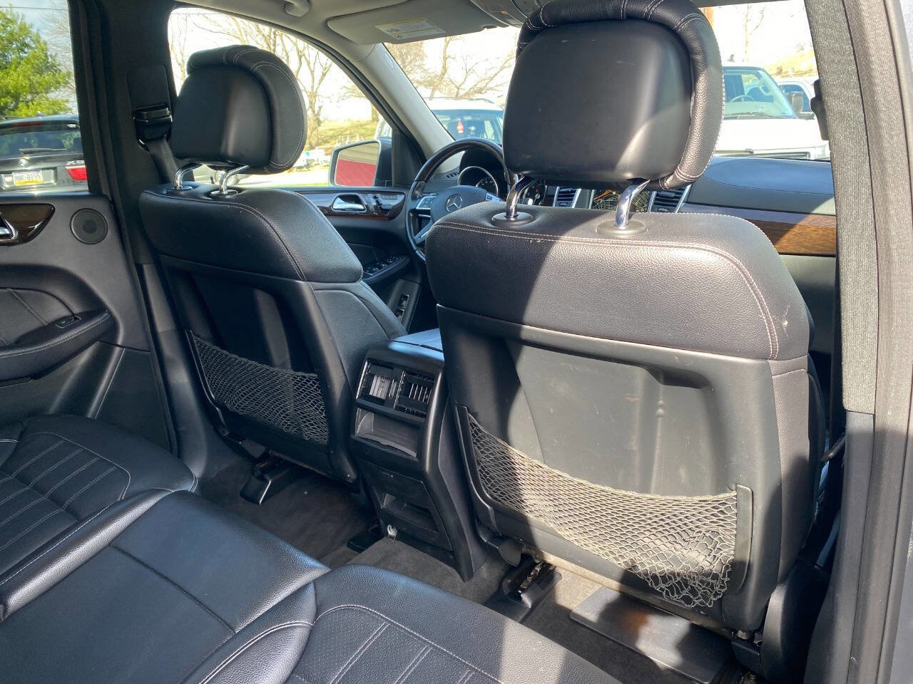 Used 2015 Mercedes-Benz GL 450 4MATIC image 31