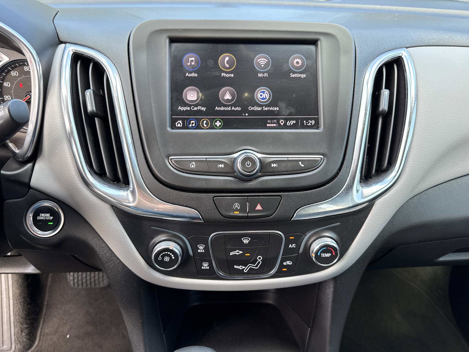 Used 2024 Chevrolet Equinox LS w/ LS Convenience Package image 22