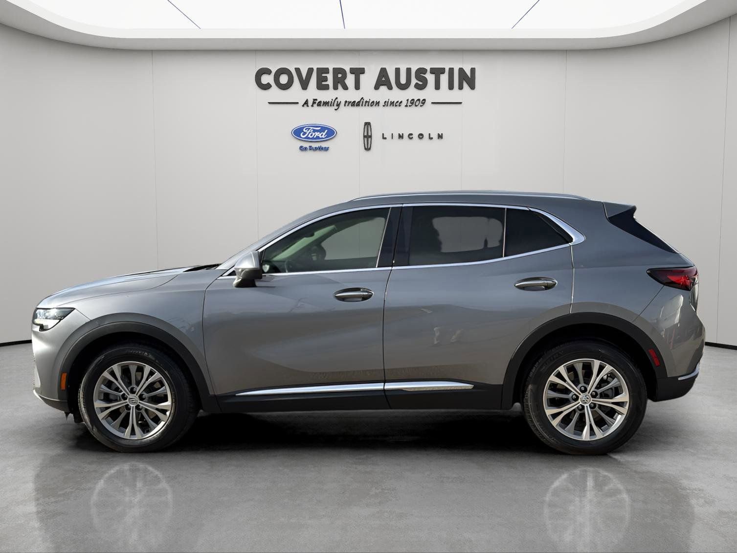 Used 2022 Buick Envision Preferred image 2