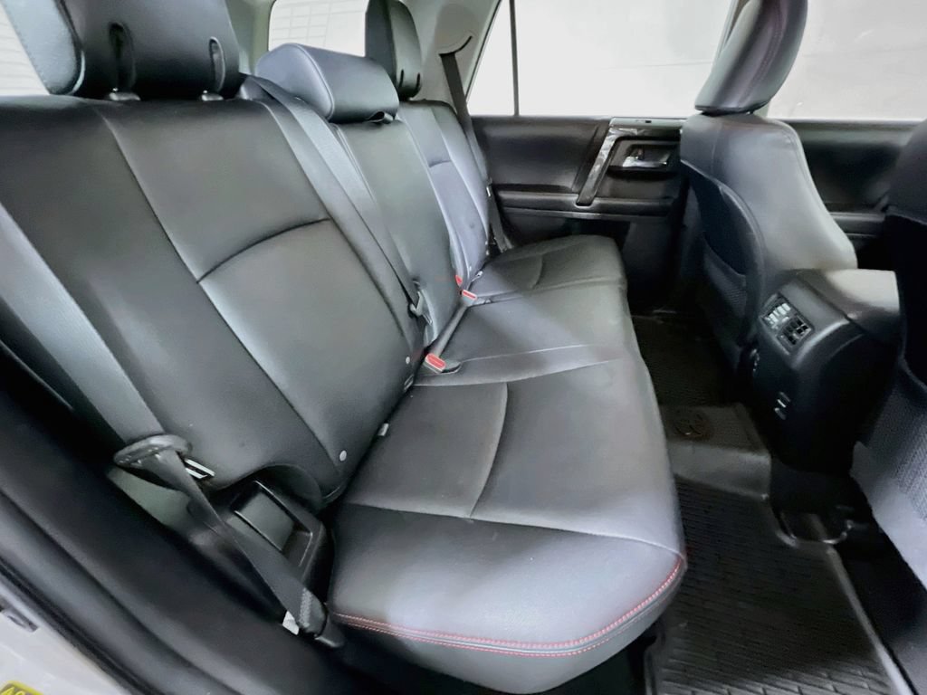 Certified 2019 Toyota 4Runner TRD Off-Road Premium AWD/4WD image 23