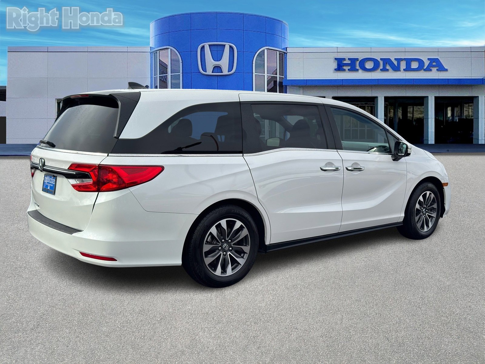 Used 2024 Honda Odyssey EX-L image 6