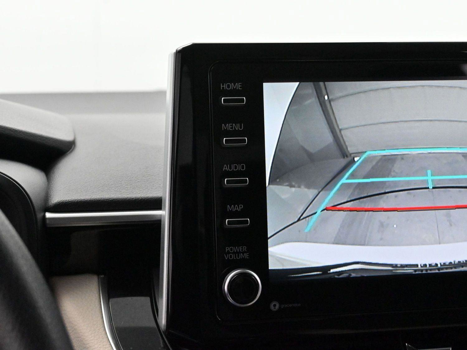 Used 2021 Toyota Corolla LE image 21