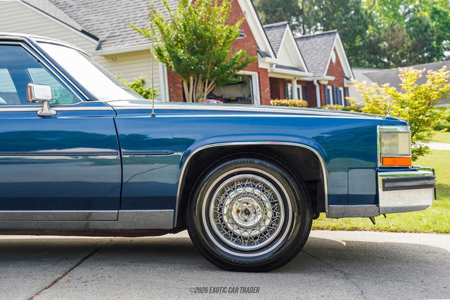 Used 1989 Cadillac Brougham RWD image 11