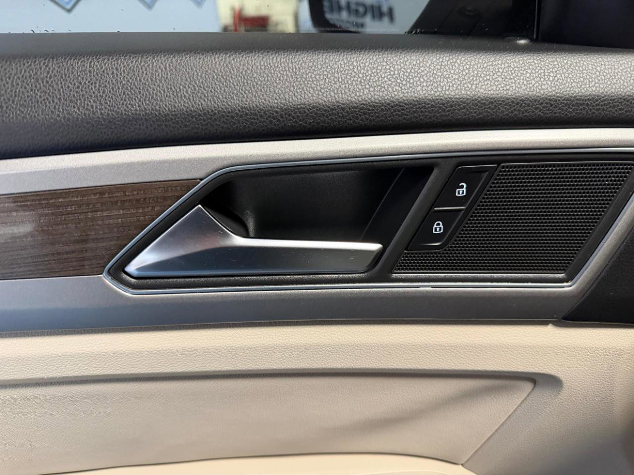 Used 2019 Volkswagen Atlas SE image 13