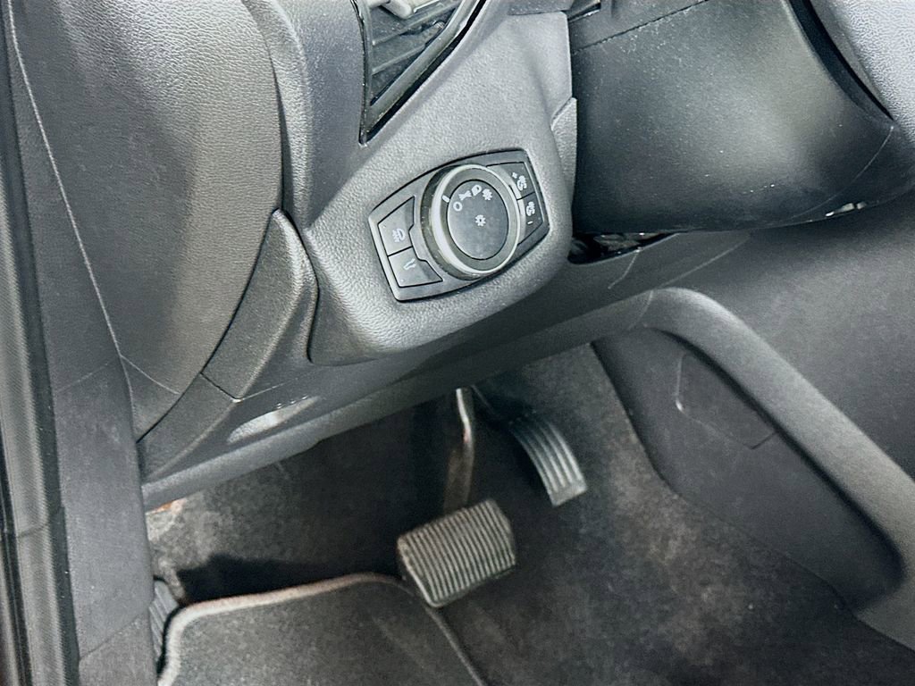 Used 2018 Ford Escape SEL image 10