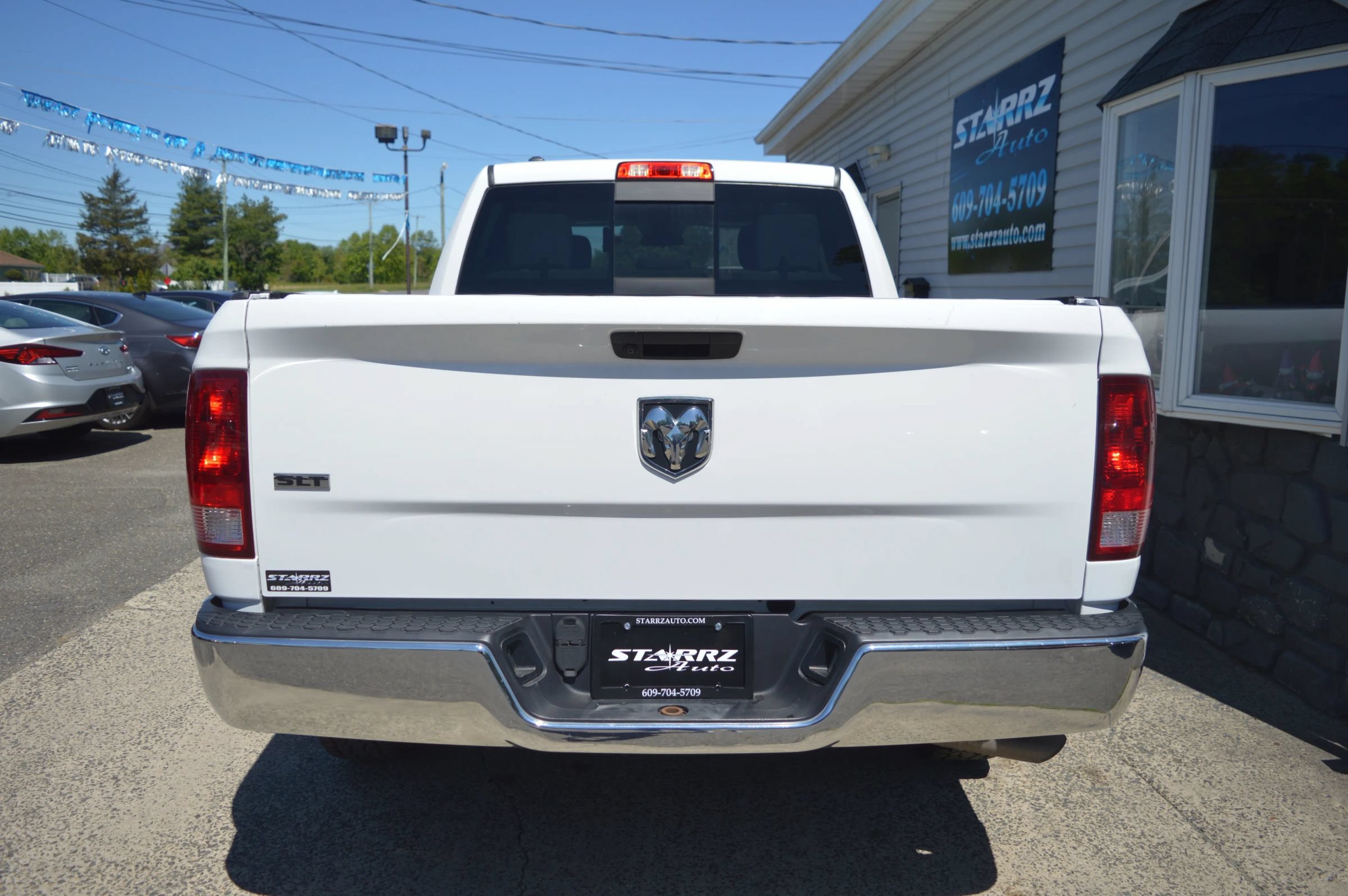 Used 2020 RAM 1500 Classic SLT RWD image 4