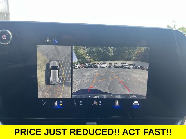 Used 2026 Chevrolet Equinox LT w/ Safety and Technology Package FWD image 30