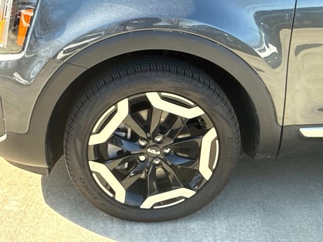 Used 2024 Kia Telluride S w/ S Sunroof Package image 5