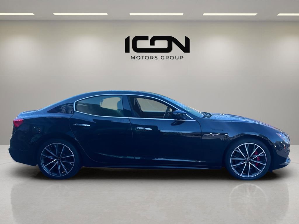 Used 2022 Maserati Ghibli Modena Q4 image 10