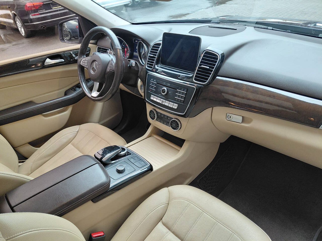 Used 2018 Mercedes-Benz GLE 350 4MATIC w/ Premium 2 Package image 17