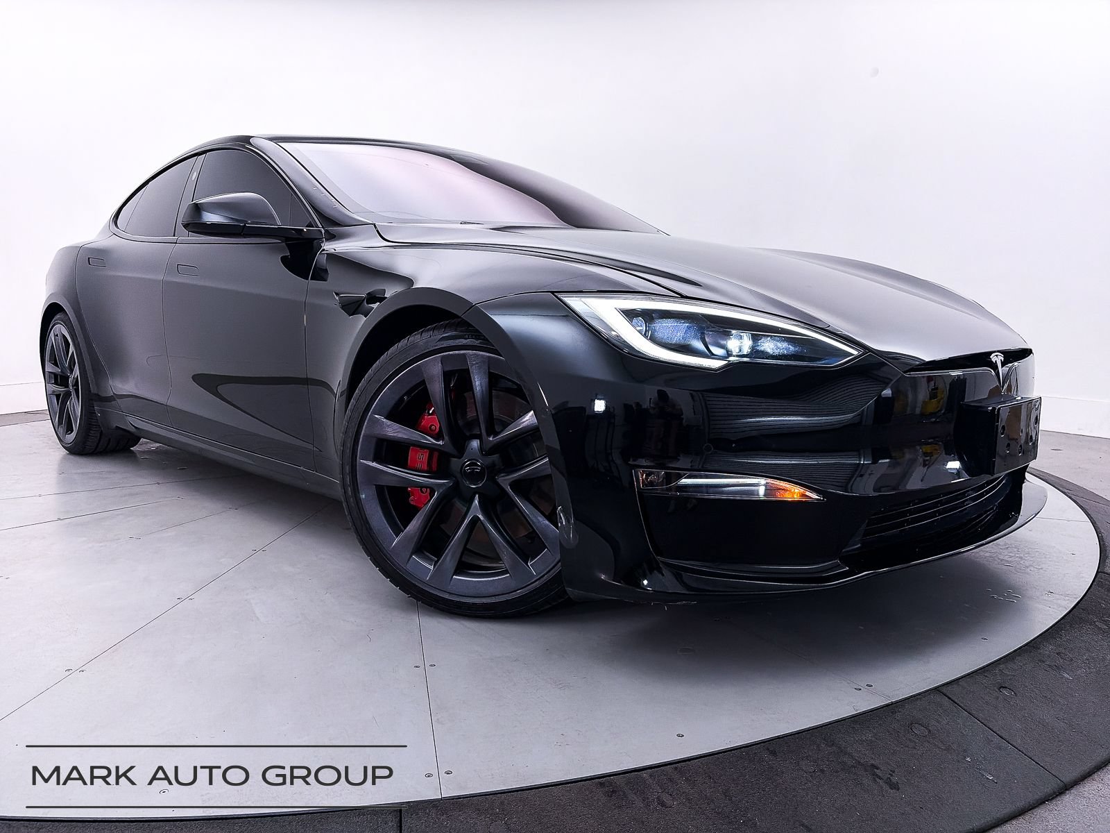 Used 2023 Tesla Model S AWD/4WD image 1