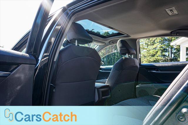 Used 2018 Toyota Camry LE w/ Moonroof Package FWD image 33