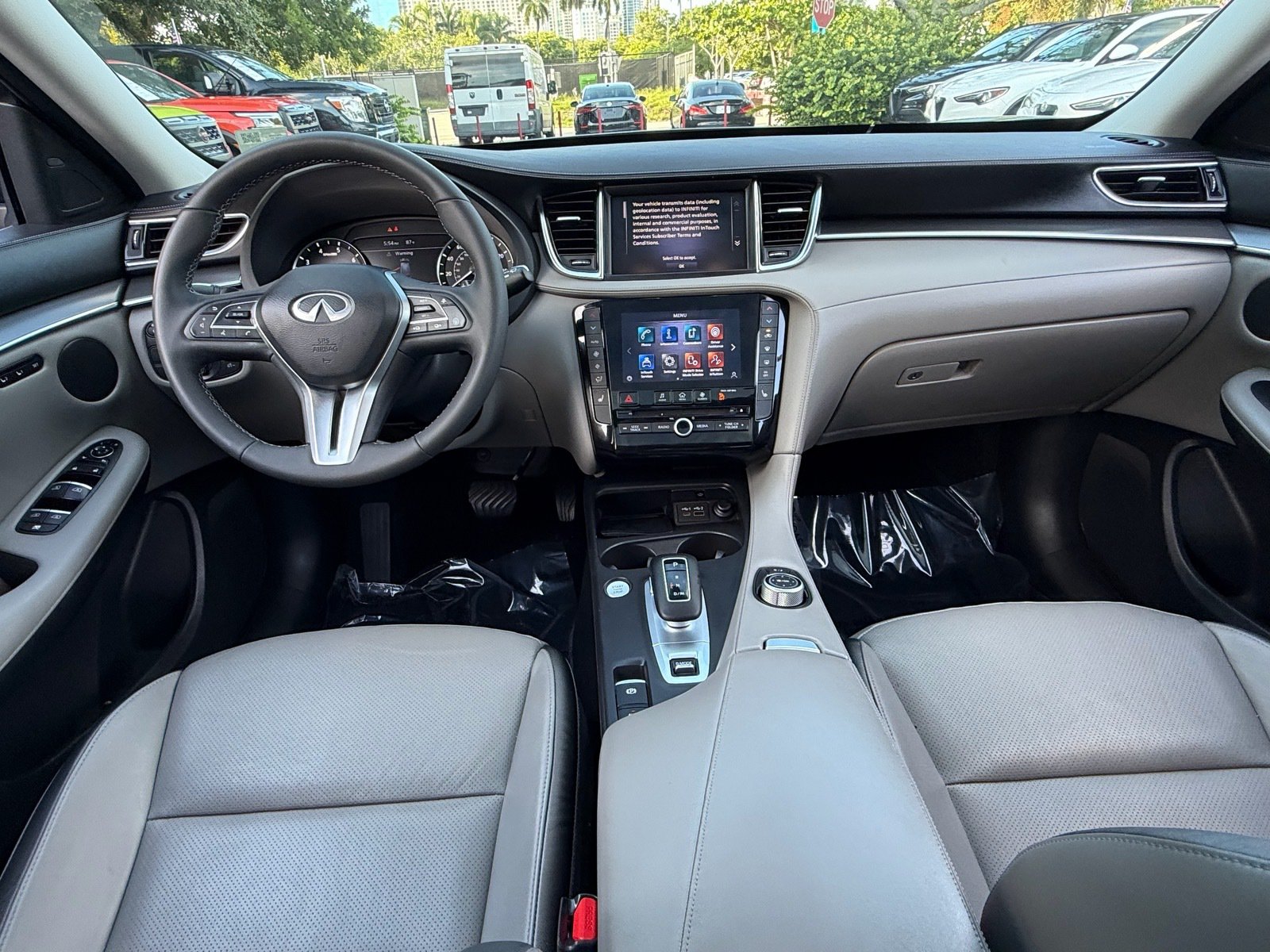 Used 2023 INFINITI QX50 Luxe FWD image 14