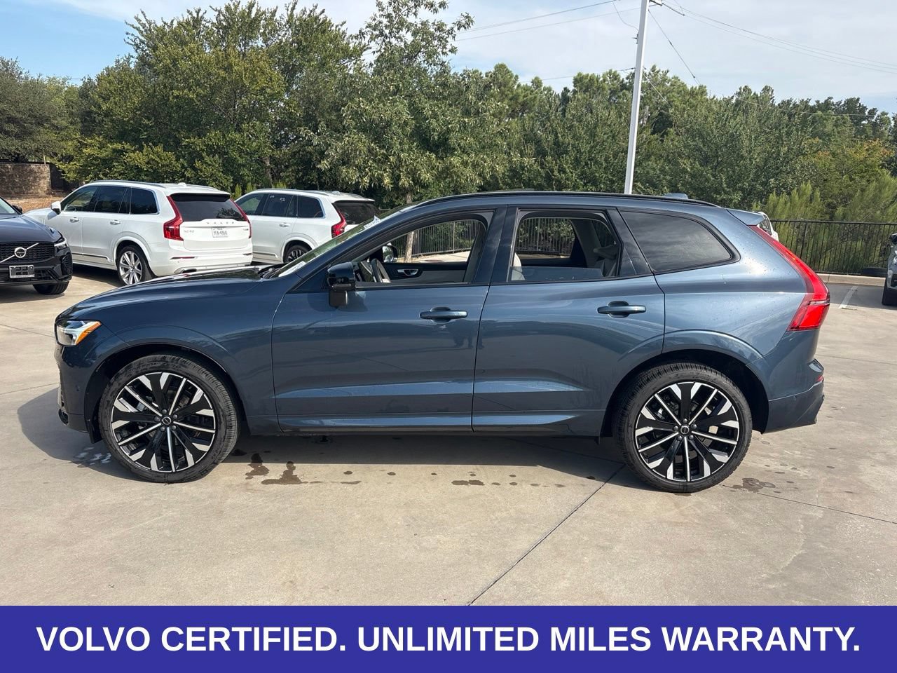 Certified 2026 Volvo XC60 B5 Ultra AWD/4WD image 8
