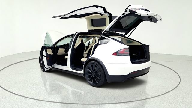 Used 2018 Tesla Model X 75D AWD/4WD image 16