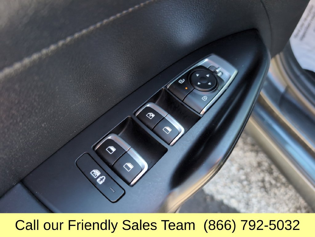 Used 2025 Kia K5 LXS FWD image 12