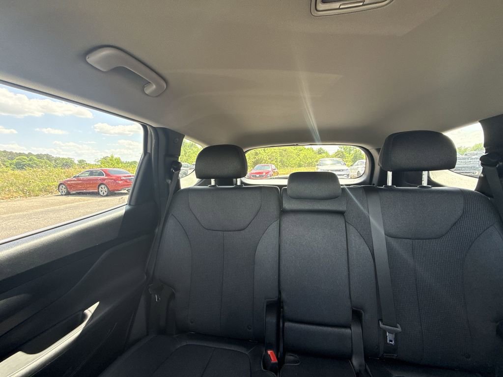 Used 2022 Hyundai Santa Fe SEL w/ Cargo Package FWD image 11