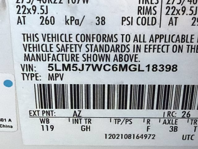 Used 2021 Lincoln Aviator Reserve w/ Equipment Group 208A RWD image 34
