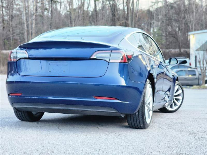 Used 2018 Tesla Model 3 Mid Range RWD image 5