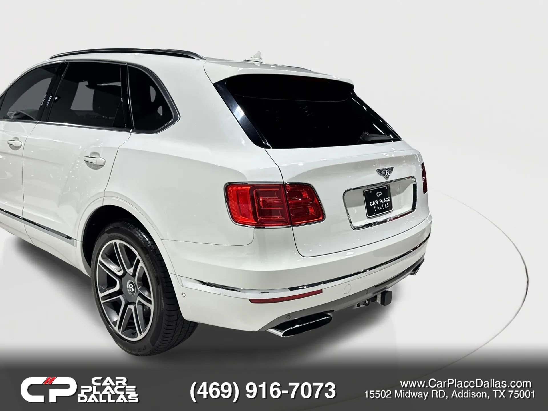 Used 2018 Bentley Bentayga AWD/4WD image 10
