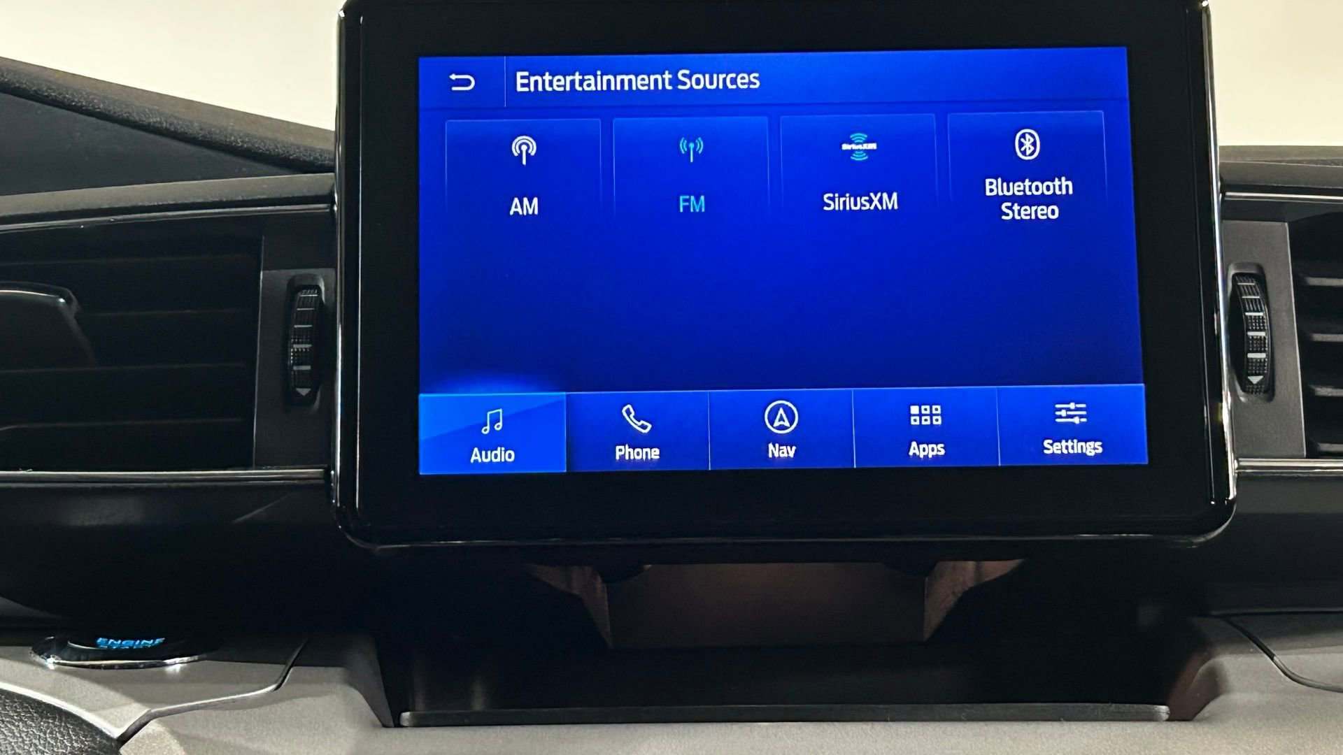 Used 2023 Ford Explorer XLT w/ Equipment Group 202A AWD/4WD image 80